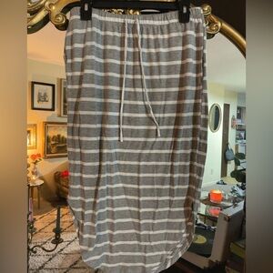 Gray and White Stripped Drawstring Lounge Skirt with Pockets